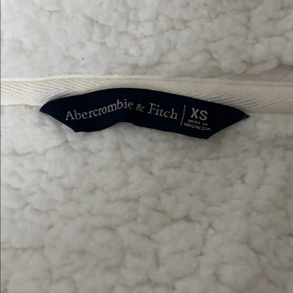 Jacket - Picture 4 of 5